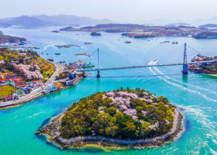 [상품코드 8797] 1박2일 - 여수금오도기차여행 - 부전/동대구 출발  금오도 비렁길 순천만국가정원 고흥우주전망대 팔영산편백 (유탑마리나호텔5성급숙박)(가이드동행)